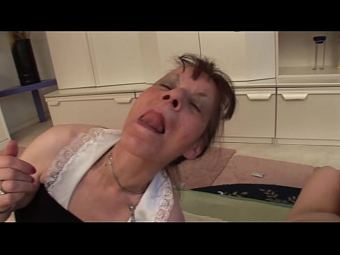 ❤️ Две баби и един дядо правят тройка ❤️ Порн видео в bg.porn-mz.ru ️❤